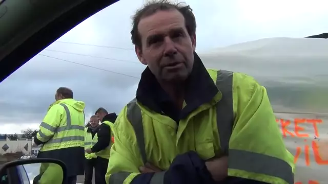 The Yellow Vests Controlled Opposition by SwiSS Sleeper Agent Macron & Tavistock Social Engineering