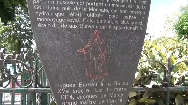 Not very Last Grand Master of Templars Jacques de Molay burnt on Notre Dame Island of the Joohs