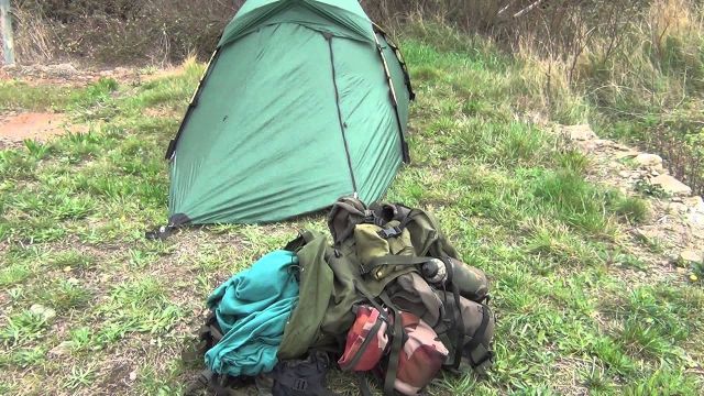 Camping Sauvage, SurVivre sans Argent, Autostop, Vagabonder, Bourlinguer & SDF