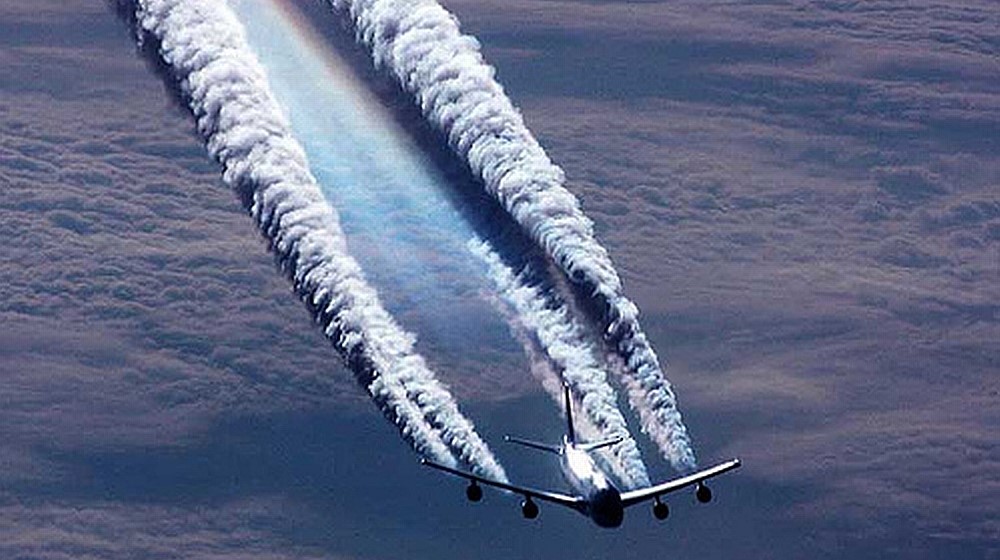 הרב דניאל עשור בהסבר על הכמטריילס