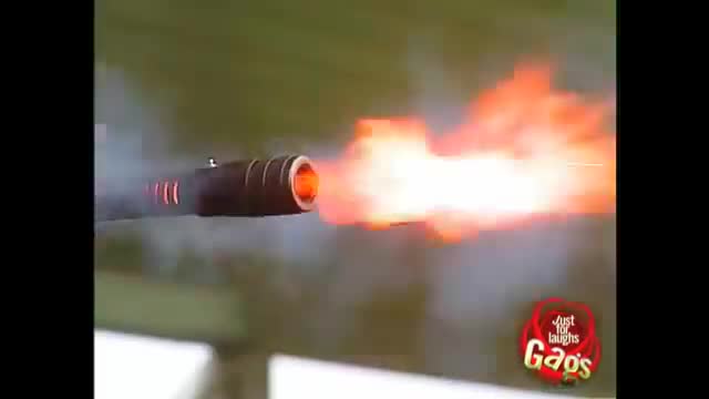 Shotgun Driving Range Prank (2013)