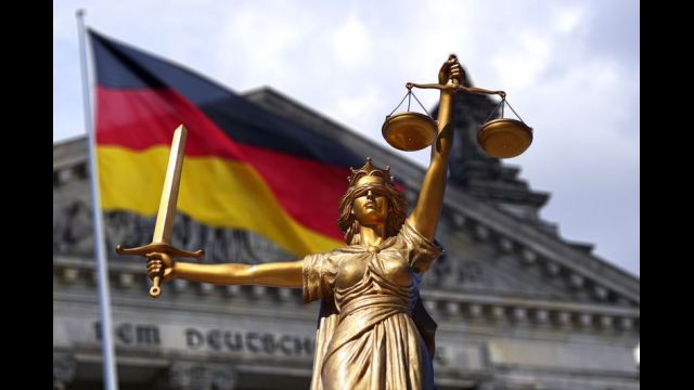 Deutschland schafft den Rechtsstaat ab: 2G++ bei den Mitarbeitern der Justiz