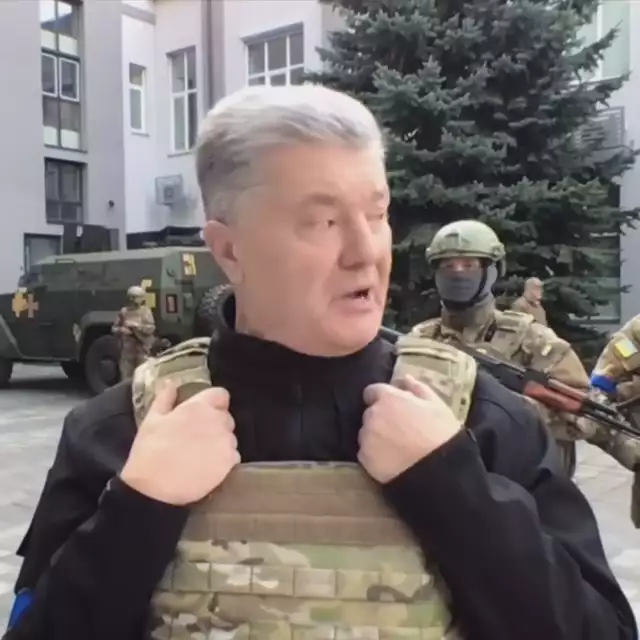 Poroschenko gesteht massive Aufrstung des nicht NATO-Mitglieds Ukraine whrend seiner Prsidentschaft