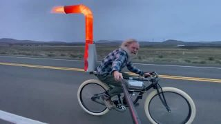 Crazy Rocketman - Riding the new STEAMPUNK Jet Bike (26-4-2022)