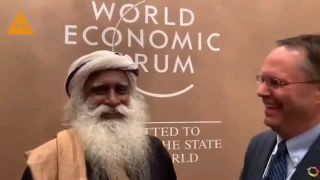 Sadhguru am WEF India Summit 2019: "Sie wollen mehr Seelen, ich will weniger auf dem Planeten."