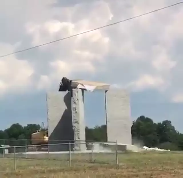 Georgia Guidestones komplett abgerissen