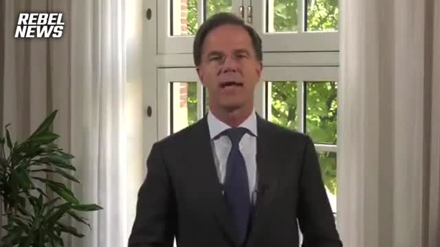 Selten schreiben Schauspieler ihr eigenes Drehbuch. Der hier auch nicht...