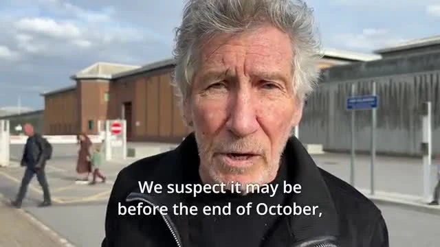 Roger Waters hat Julian Assange im Gefängnis besucht